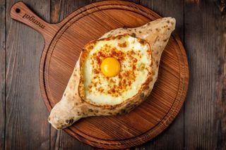 Khachapuri Adjaruli