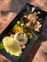 Fruits De Mer Sautés À L'ail