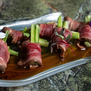 Телешко татаки с краставички