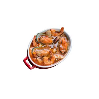 Caldereta de sepia con gambas y almejas