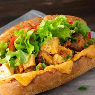 Pulga de pollo desmenuzado 