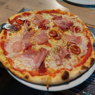 Pizza Diavola