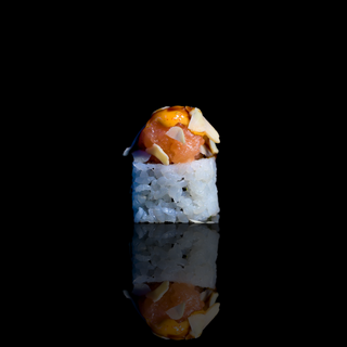 Vulcano salmone maki rolls - 4PZ