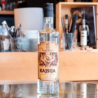 Stari Hrast Kajsija 0,7l