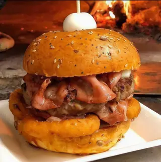 Hamburguesa El Cebollín