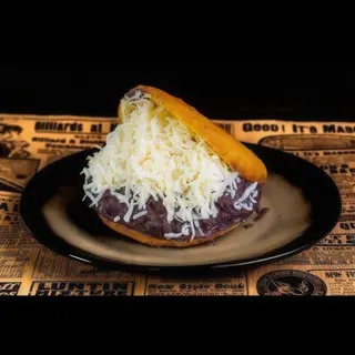 Arepa Dominó