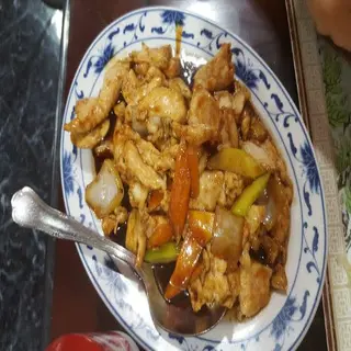 Pollo Con Salsa Picante