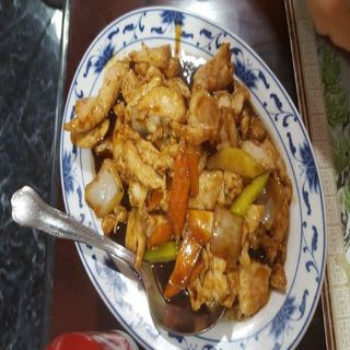 Pollo Con Salsa Picante