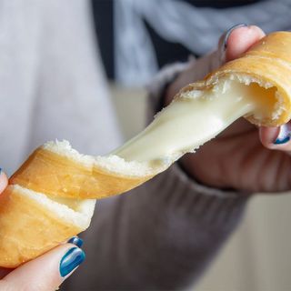 Tequeños 3 quesos (5ud)