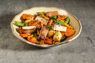 Мариновано тофу със зеленчуци 400г