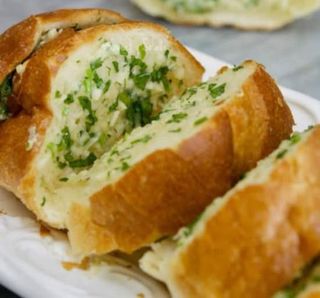Pan De Ajo (Ración)