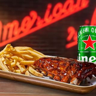 Costillas, Patatas y Heineken