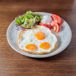 Jaja na oko ili omlet