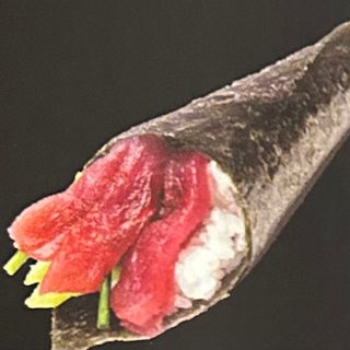 Temaki atún (1 pieza)