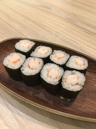 55. Hosomaki de gambas (8 piezas)