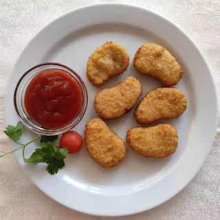 83.Nuggets de pollo