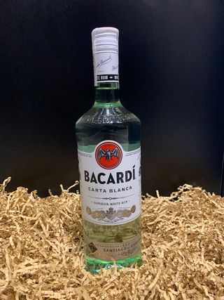 Bacardi carta Blanca 40% (1000мл) 