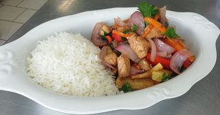Salteado de pollo