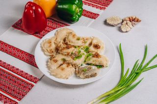 Warenyki z ziemniakami i grzybami (12 szt.)