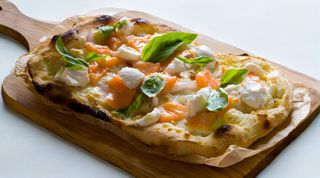 Pizza al salmone