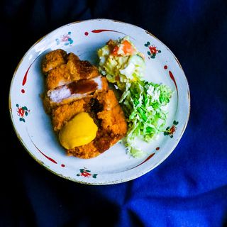 Tonkatsu lomo de cerdo rebozado