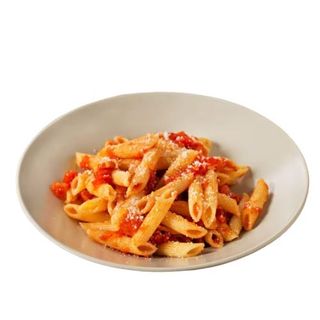 Pasta fresca de queso con arrabiata