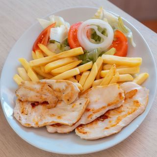 Combinado Pechuga A La Plancha
