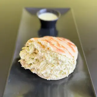 Arepa Reina Pepiada