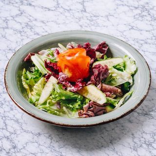MIX SALATA LISNATA SA POMICAMA