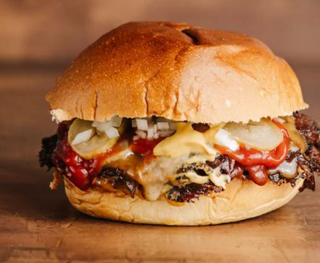 Burger La Clásica By Muxo 