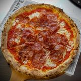 Пица Куатро салуми 