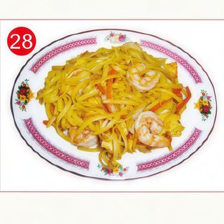 28. Tallarines Fritos Con Gambas