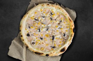 З копченою курочкою та кукурудзою (30 см)