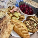 Սարդելկայով և տապակած կարտոֆիլով լանչ