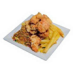 ¼ Pollo Broaster Pierna Con Patatas, Ensalada Y Arroz Chaufa