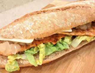 Bocadillo de pollo
