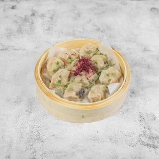 Pierogi z krewetkami i selerem naciowym 10szt