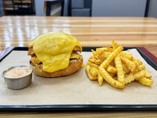 ექსტრა-ჩიზბურგერი