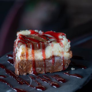 Brownie de tarta de queso