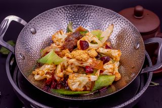 Scodella piccante di cavolfiore/干锅花菜