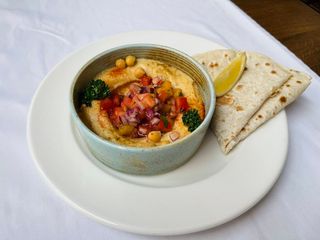 Хумус з овочами (200г)