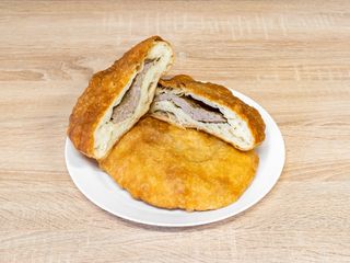 Ukraiński placek z wieprzowiną(belyash)