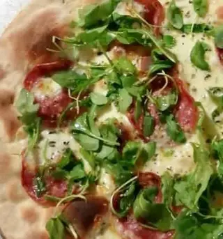 Pizza Bianca Salame Napoli (30 Cm.)