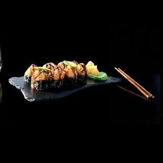 Запечений рол з креветкою