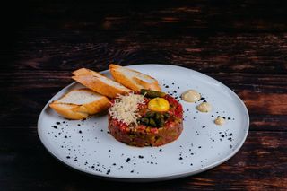 Тартар з мармурової яловичини (215г)