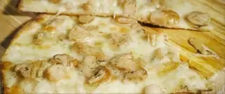 Pizza piatto porcini