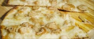 Pizza piatto porcini