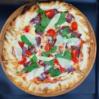 Pizza Bresaola