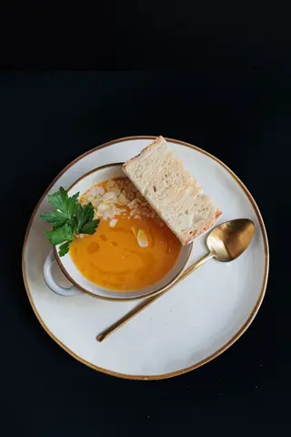 ½ Sopa 