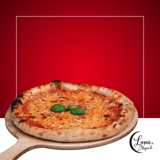 Pizza margherita luna